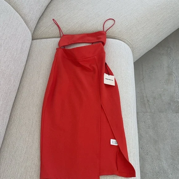 superdown Trista Cut Out Midi Dress in Poppy New - Picture 4 of 6